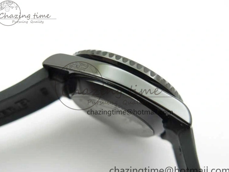 0109 Submariner 40mm Black Ceramic 5GF Best Edition Cream Dial on Black Rubber Strap SA Neat 2470